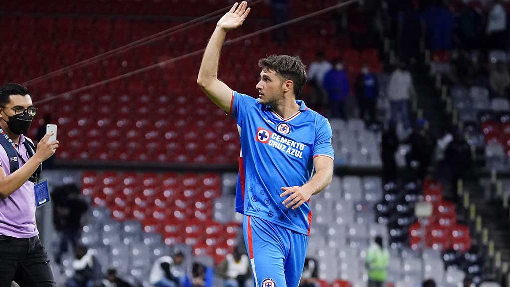 Santiago Giménez se entrena con Cruz Azul; ¿viaja para jugar ante San Luis?