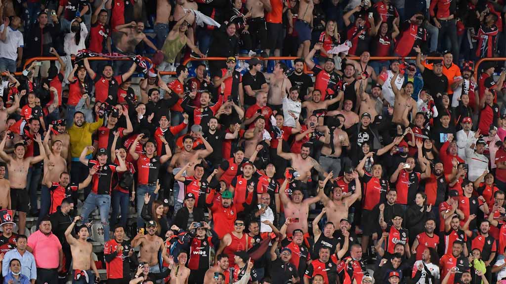 La barra de Atlas se hizo presente en el Estadio Hidalgo en calidad de visitante; cuando era algo que no se podía según la FMF