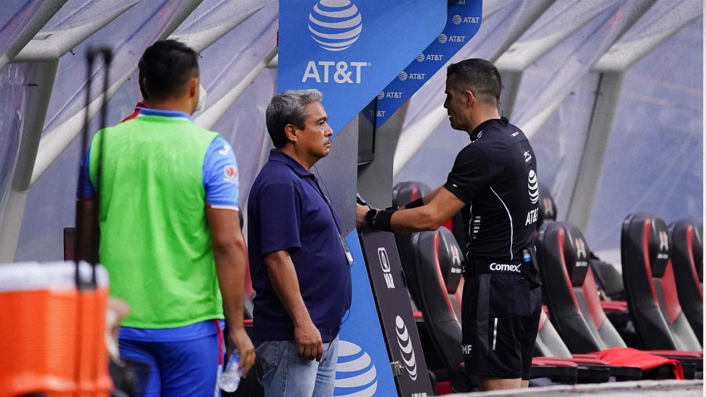 Se ha revelado cuánto cuesta un servicio arbitral en la Liga MX