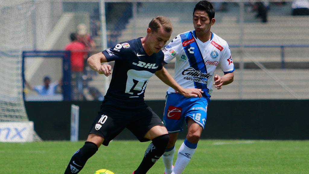 David Toledo en un partido vs Pumas de la UNAM