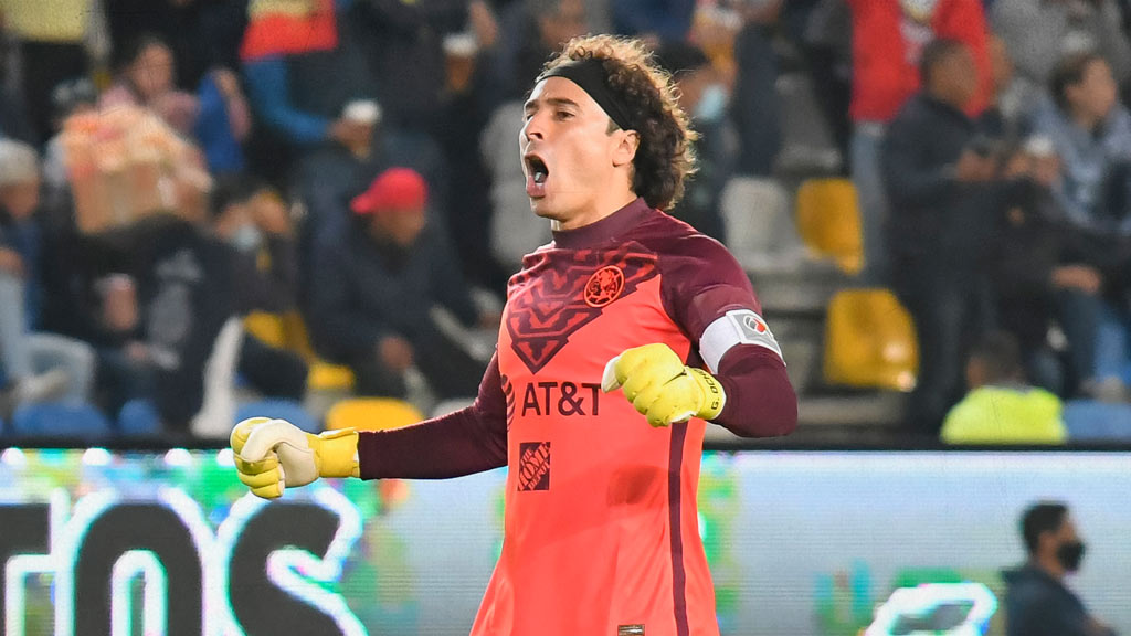 Guillermo Ochoa sigue siendo un portero atractivo para fichar en el mercado
