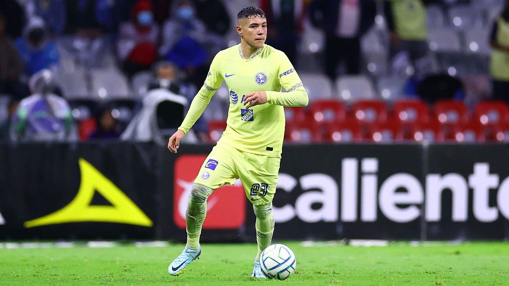 América: Emilio Lara tomará el lugar de Jorge Sánchez en el once titular
