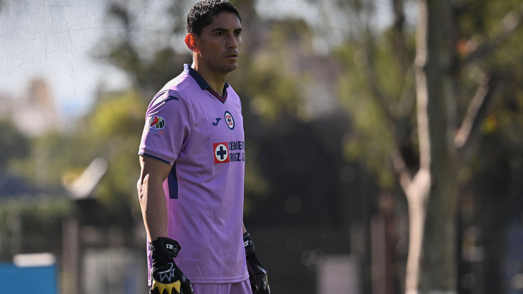 Jesús Corona perdió la titularidad en Cruz Azul por una lesión; para el torneo Apertura 2022 la puede recuperar ante el bajo nivel