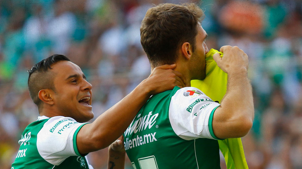 Luis Montes y Mauro Boselli, dos ídolos en la última época del León