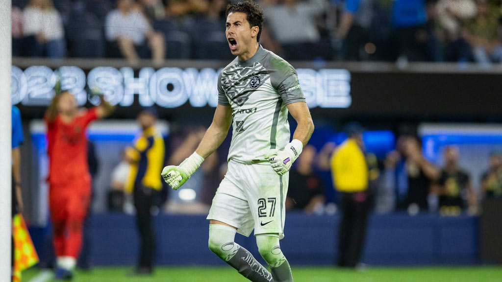 Oscar Jiménez sigue esperando turno para ser titular en América