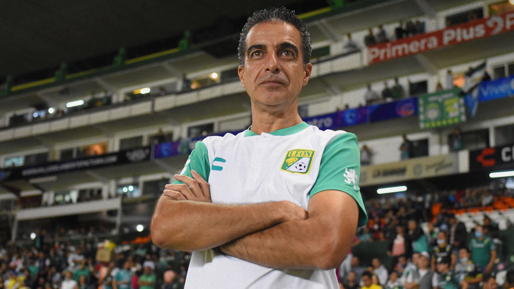 Renato Paiva tiene el respaldo de Club León para seguir al frente del equipo
