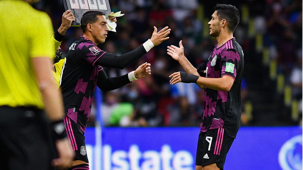 Rogelio Funes Mori se tambalea en Selección Mexicana para Qatar 2022