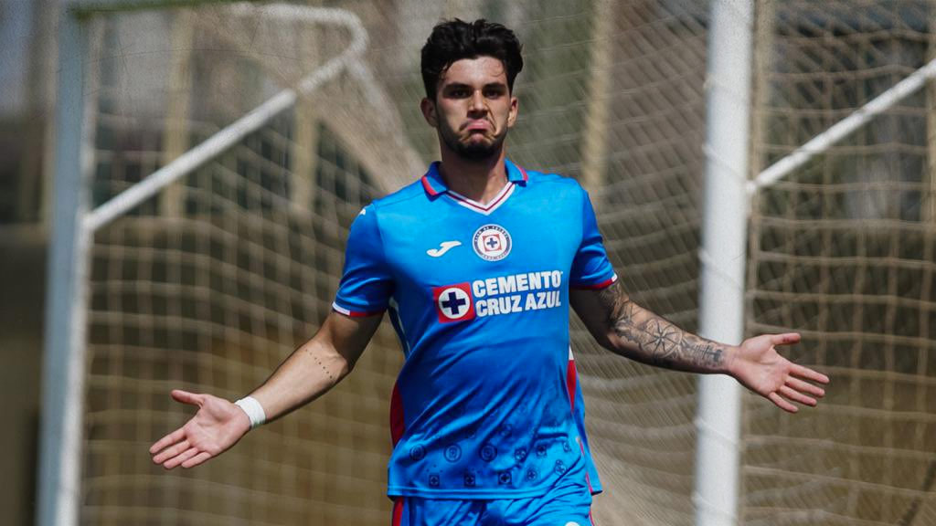 Cruz Azul: ¿Debut del sobrino de Eugenio Derbez?