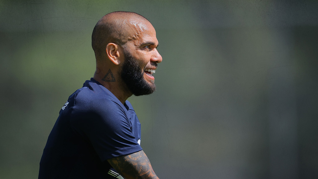 Dani Alves todavía piensa en Qatar 2022 y la Selección de Brasil