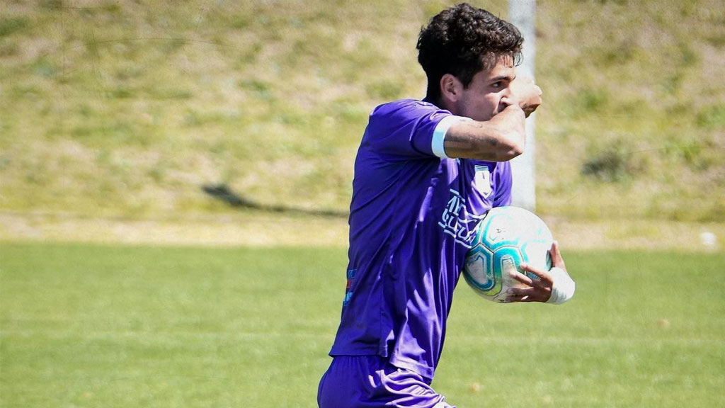 Diego Abreu, hijo del 'Loco', ya está de vuelta en las canchas