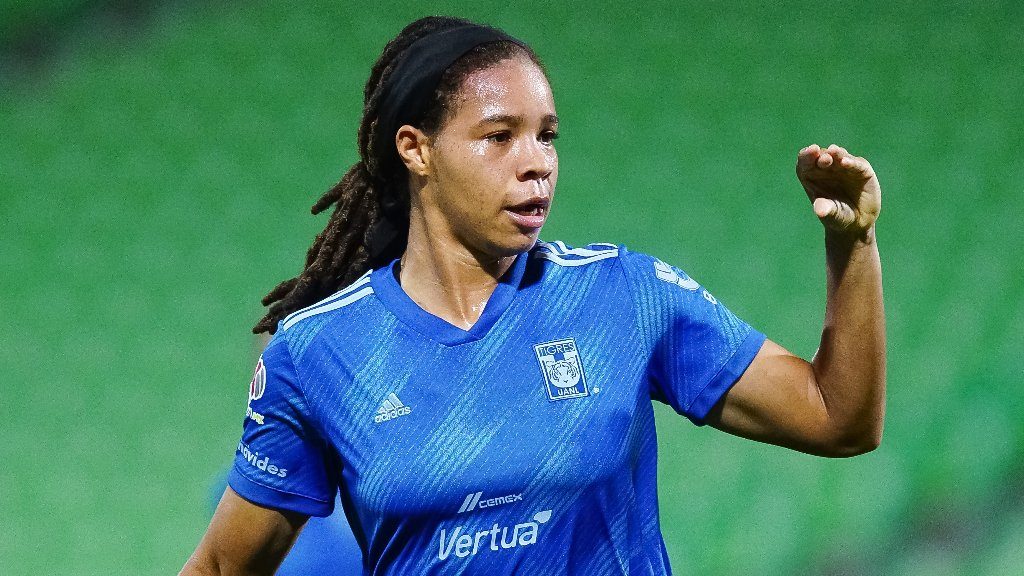 Quién es Mia Fishel, la nueva referente ofensiva de Tigres Femenil