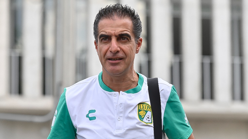 León: Renato Paiva se tambalea como director técnico de los ‘Esmeraldas’