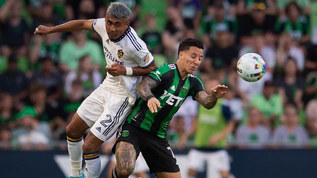 Julián Araujo está tomando protagonismo con LA Galaxy 