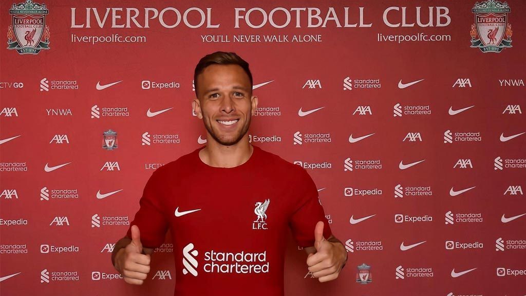Liverpool busca recuperar a Arthur Melo o romper préstamo
