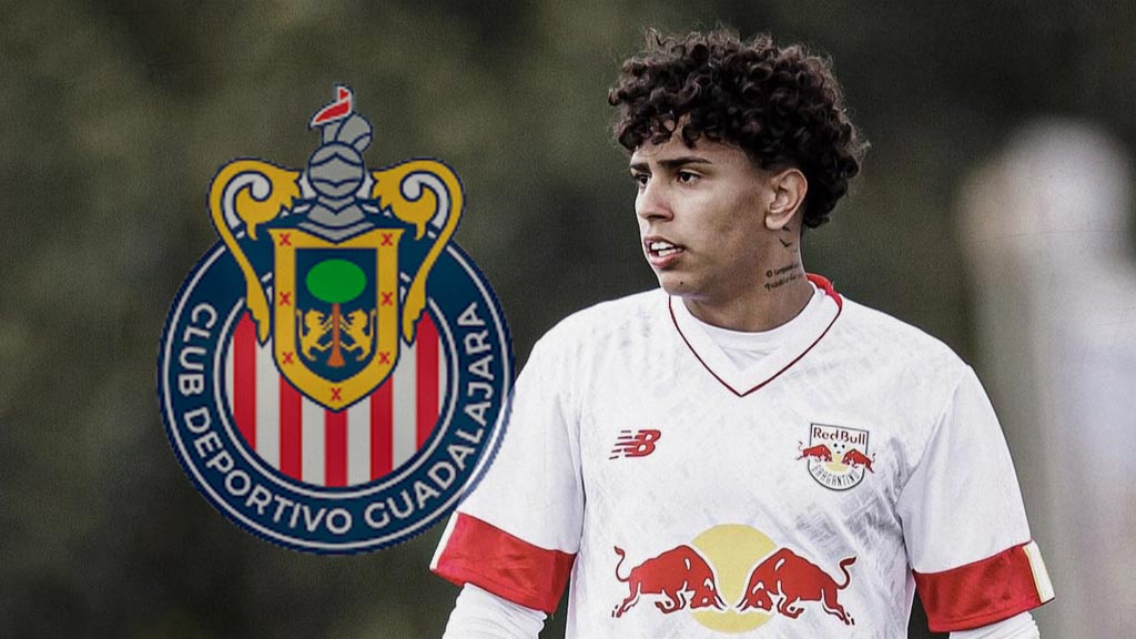 Quién es Alejandro Viniegra, delantero vinculado con Chivas