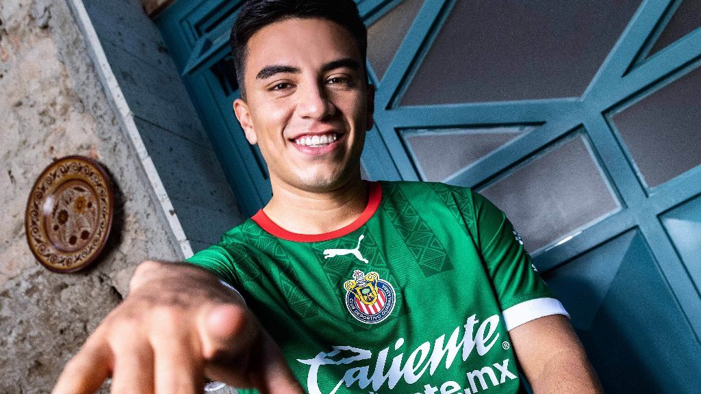 Chivas: El nuevo uniforme mexicano del equipo más mexicano