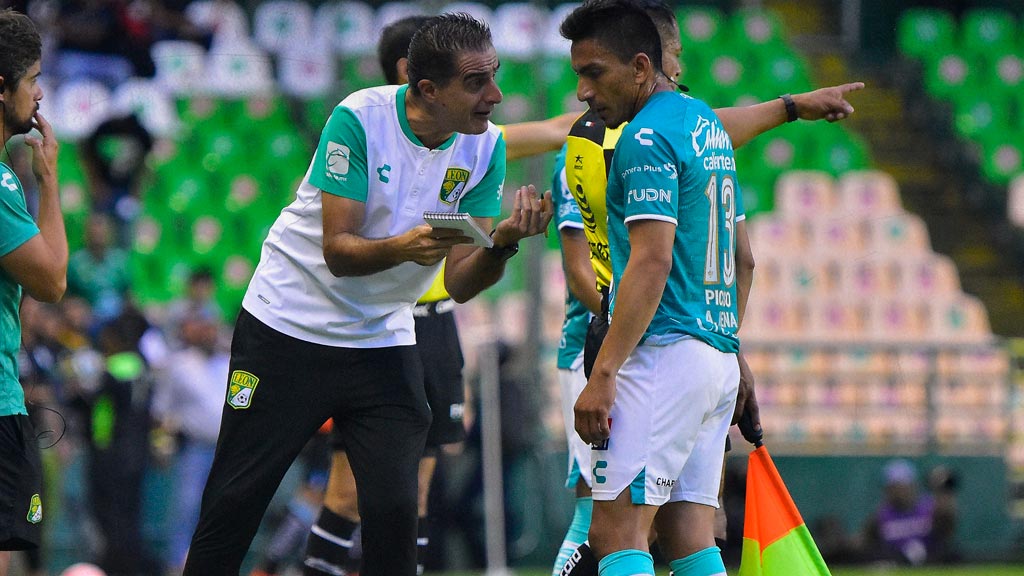 Club León: Emelec quiere robarle a Renato Paiva y Ángel Mena