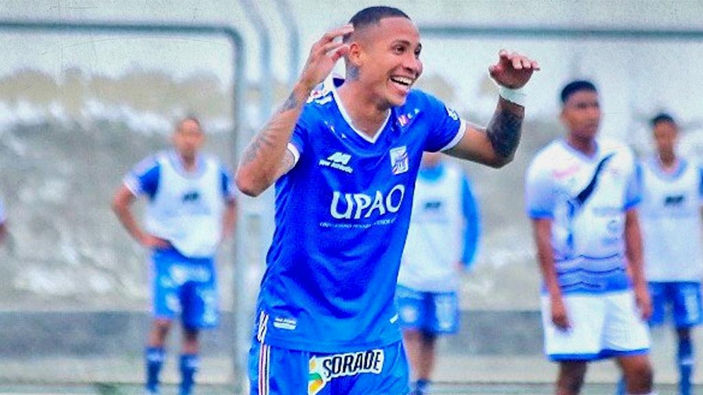 Diego Chávez, futbolista mexicano del Mannucci de Perú