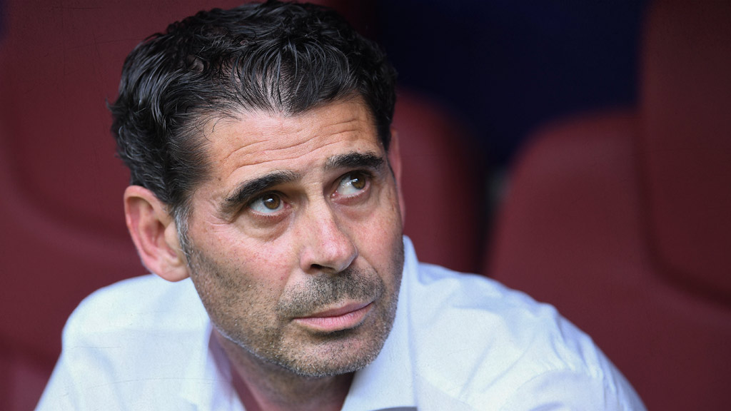 ¿Fernando Hierro a Chivas? Esta es su trayectoria como Director Deportivo