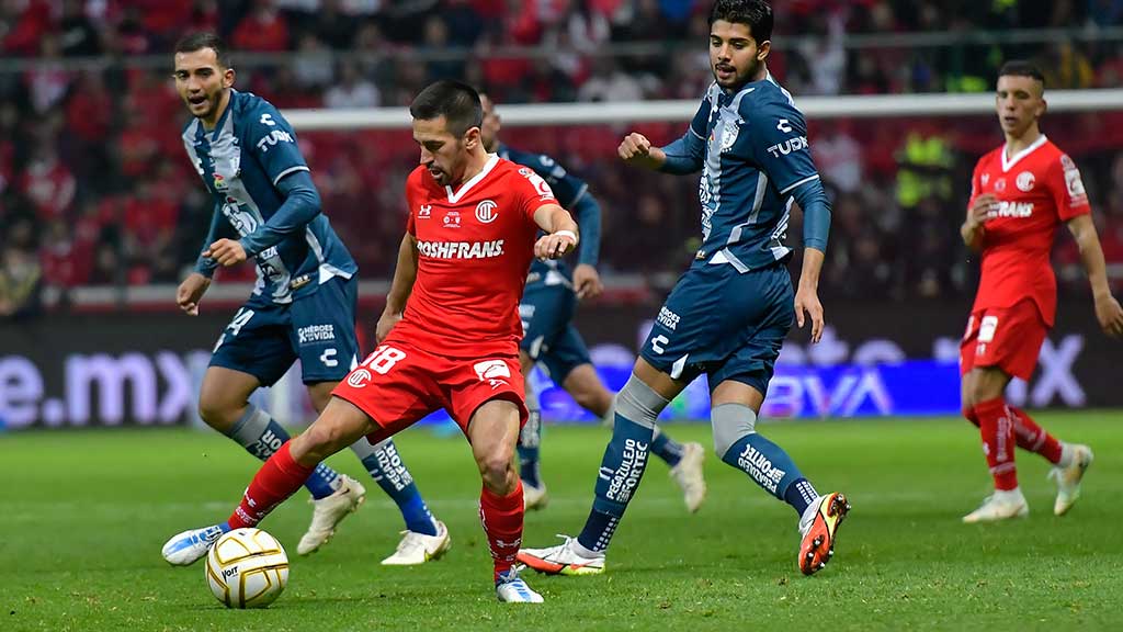 Además de Fernando Navarro, otro jugador que disputó tres finales de Liga MX consecutivos con distintas camisetas