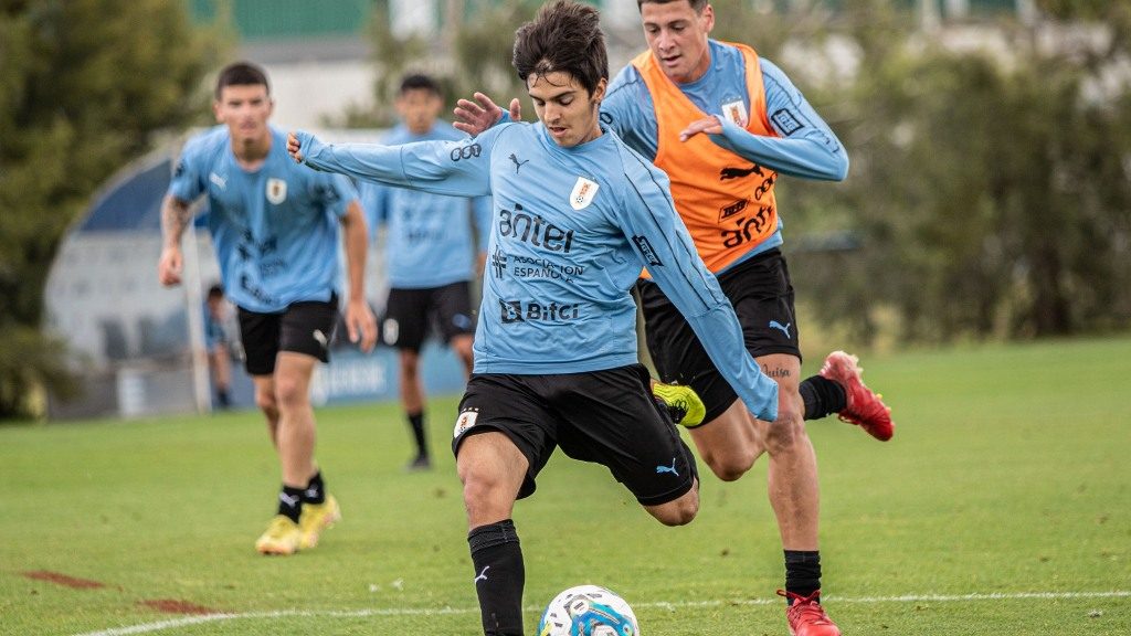 Quién es Xavier Biscayzacu, la joya que Uruguay podría quitarle a México