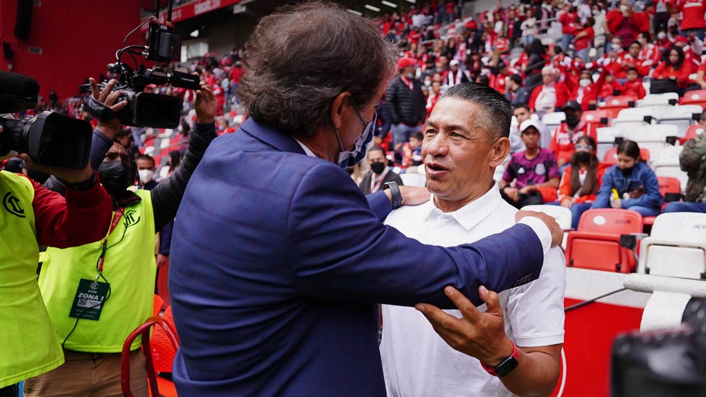 Guillermo Almada e Ignacio Ambriz, dos técnicos que apuntan a la Selección Mexicana