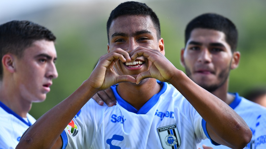 ¿Jesús Hernández no logró quedarse en Europa? El canterano de Querétaro estaba cerca del Elche