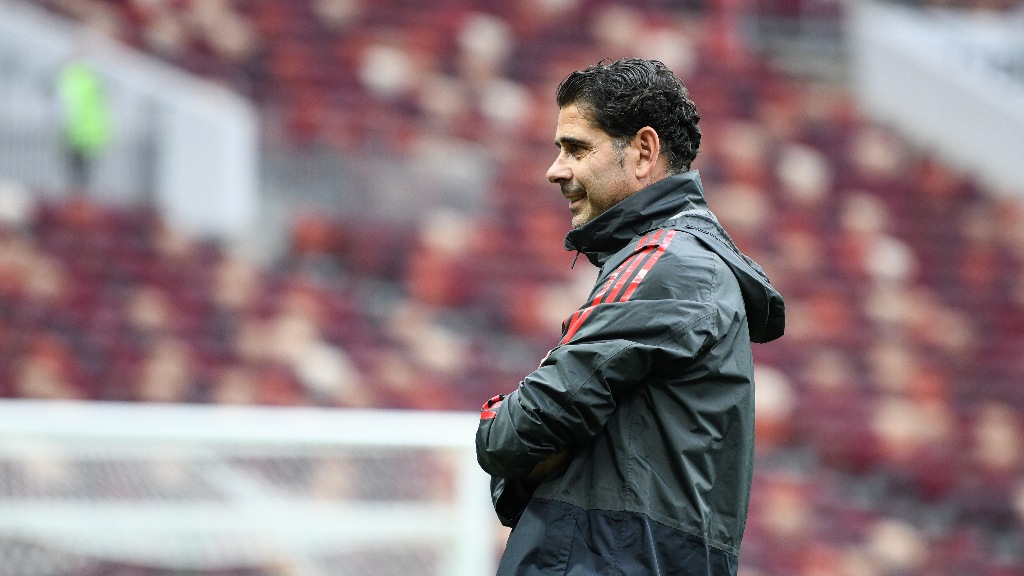 Las opciones de técnicos que podría traer Fernando Hierro a Chivas