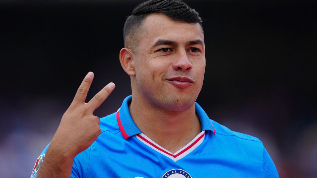 Iván Morales se resiste a una salida de Cruz Azul