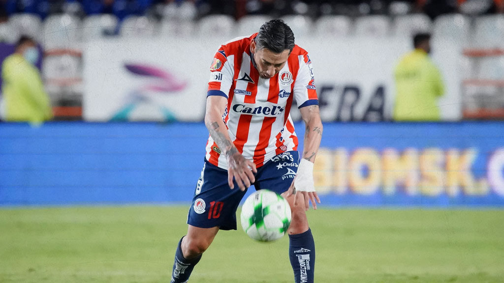 Rubens Sambueza confirma que quiere seguir jugando