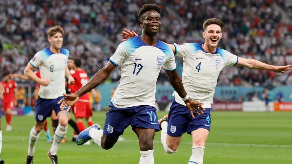 Inglaterra: Bukayo Saka, de villano en la Euro a máxima promesa en el Mundial