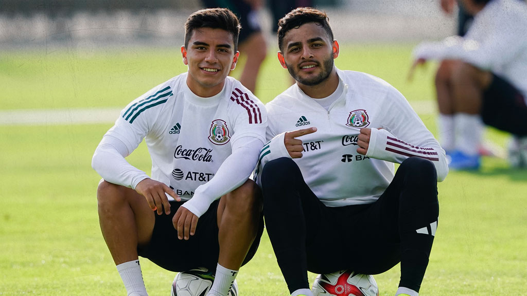Fernando Beltrán y Alexis Vega, las dos máximas figuras de Chivas en su actual plantilla