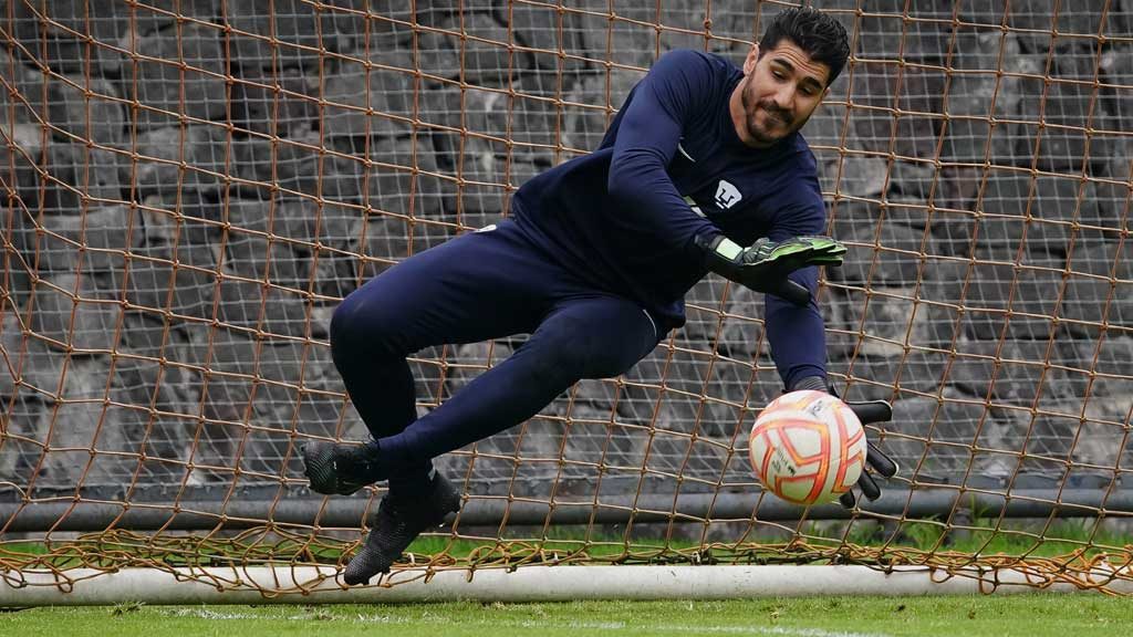 Gil Alcalá puede encontrar revancha en Pumas con Rafael Puente