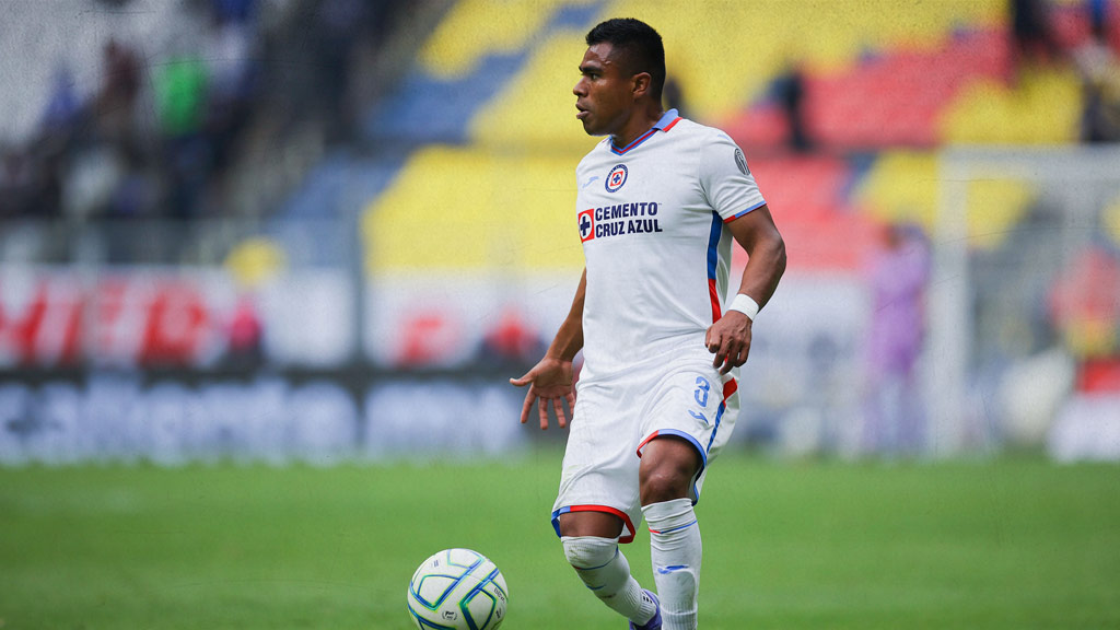 cruz-azul-shaggy-martinez-y-jaiber-jimenez-se-quedan-en-la-maquina