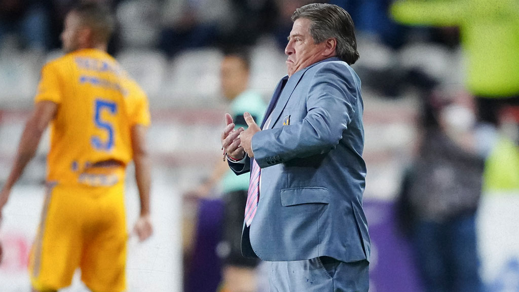 Miguel Herrera oficialmente dejó de ser el entrenador de los Tigres UANL