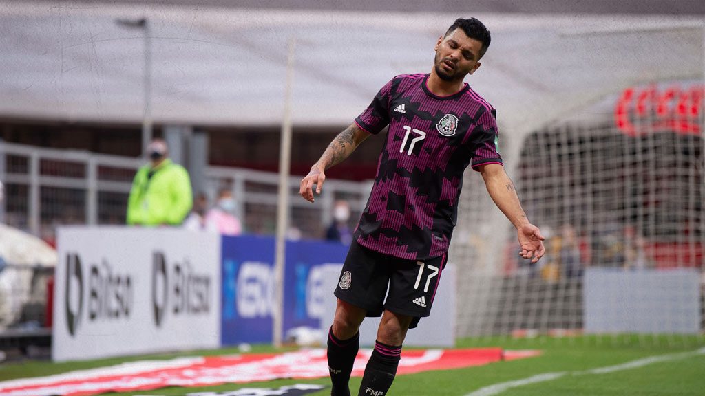 OFICIAL: Tecatito Corona, fuera de Qatar 2022 con la Selección Mexicana