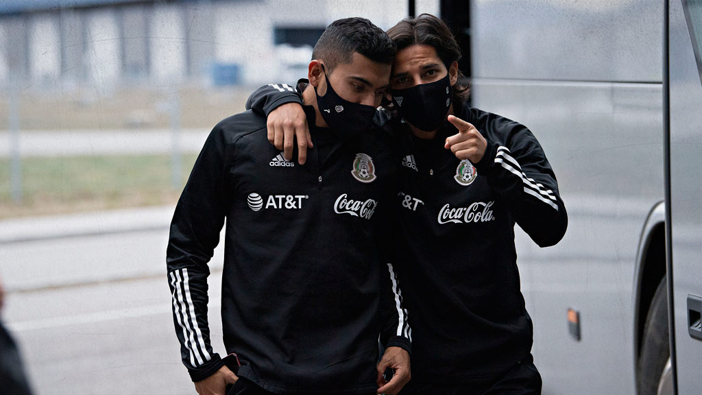 Orbelín Pineda y Diego Lainez, dos elementos en la mira de Rayados de Monterrey