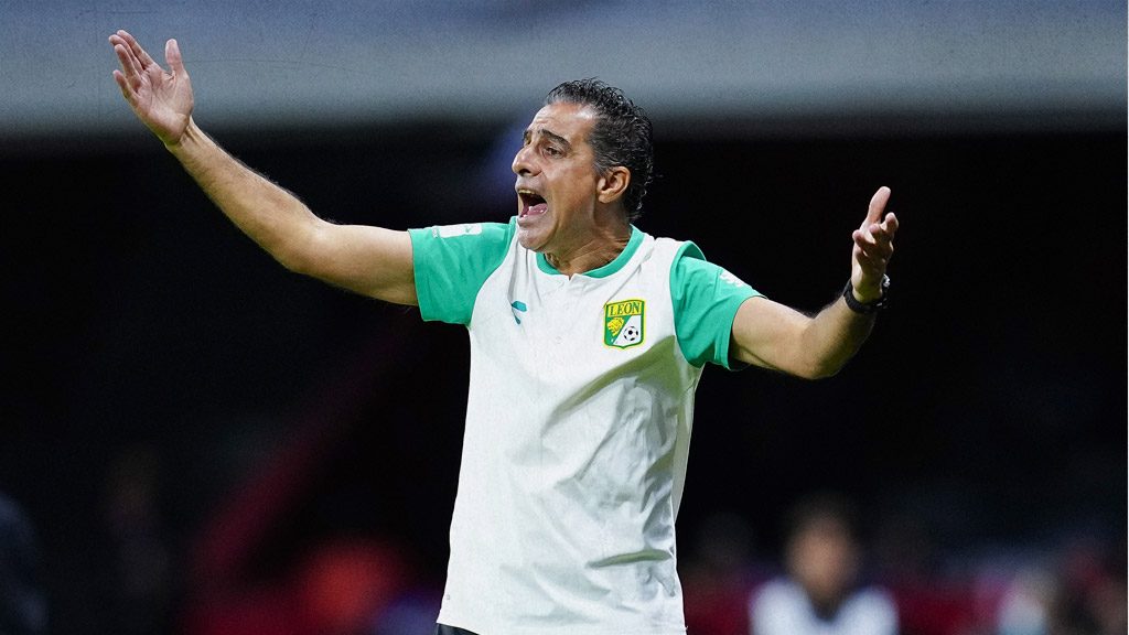 Renato Paiva renuncia al Club León y se va