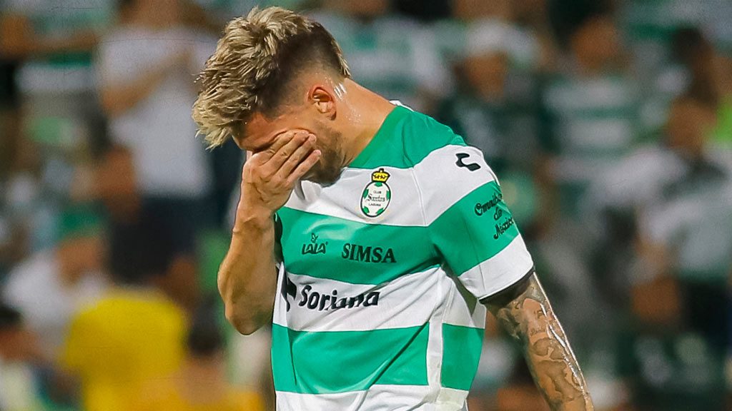Santos Laguna solo aceptará dinero por Fernando Gorriarán