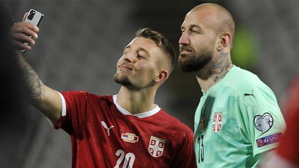 Segunda Camiseta Serbia Jugador Sergej 2022