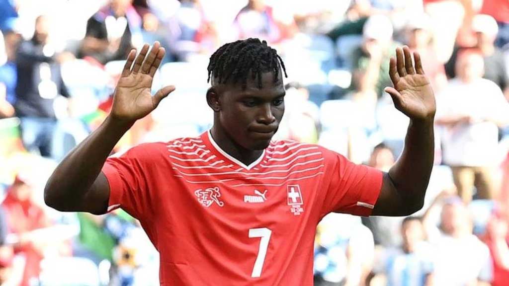 Mundial Qatar 2022: ¿Por qué Breel Embolo no festejó el gol Suiza ante Camerún?