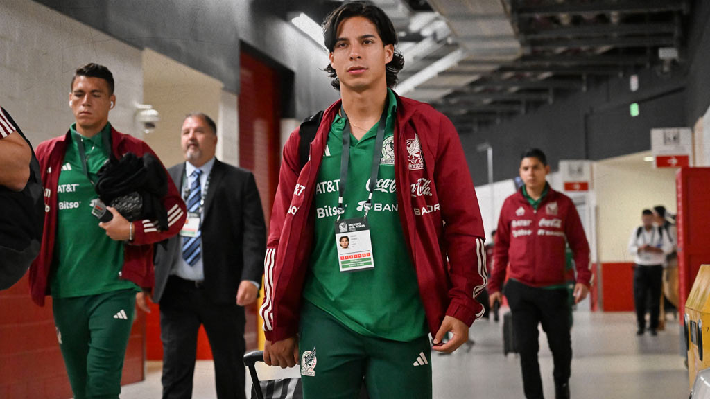 Tigres deja abierta la puerta para Diego Lainez cuando quiera regresar