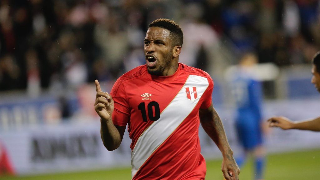 Adiós a un histórico de Perú: Se retira Jefferson ‘Foquita’ Farfán