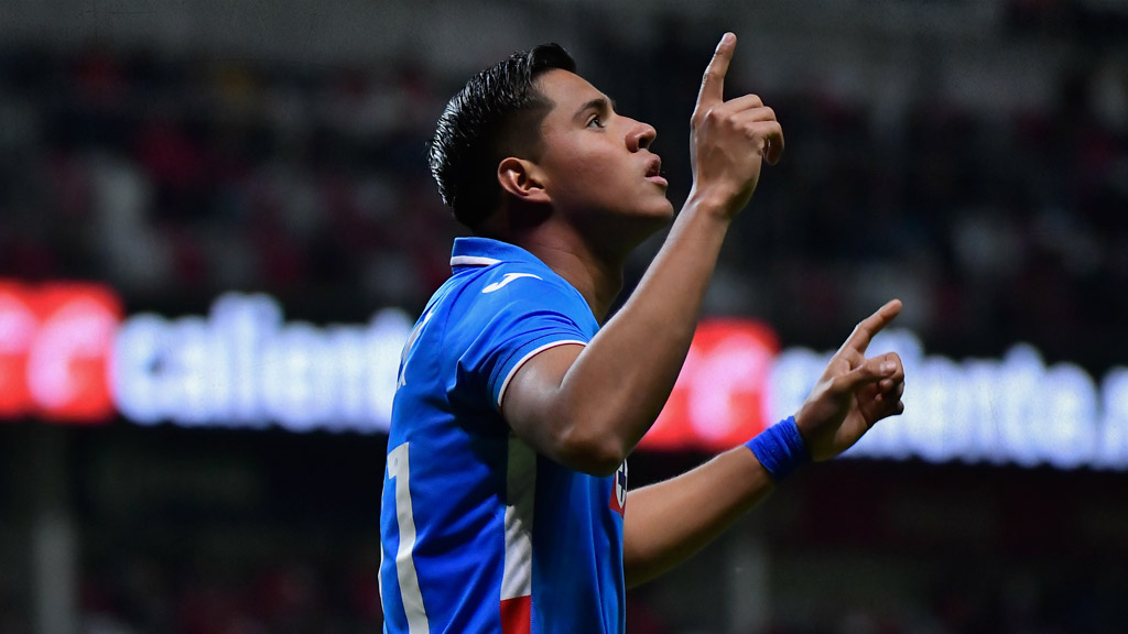 Emmanuel Gutiérrez, delantero que busca ganar confianza en Cruz Azul