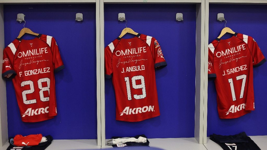 Chivas: ¿Por qué taparon el patrocinio de 'Caliente' en su playera con un parche, en juego ante Getafe?