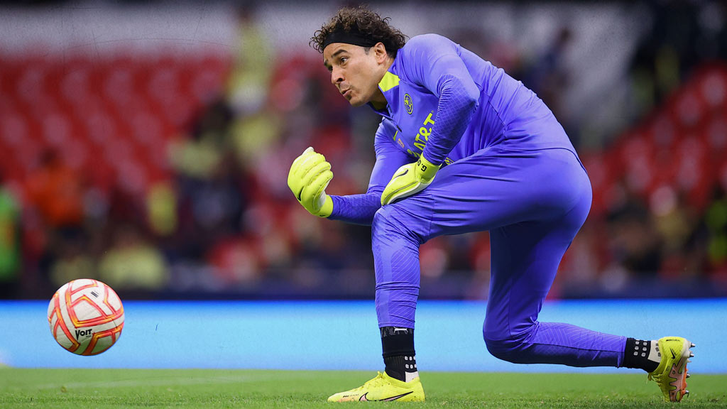 Guillermo Ochoa conseguirá renovación con América pero será con ajuste salarial