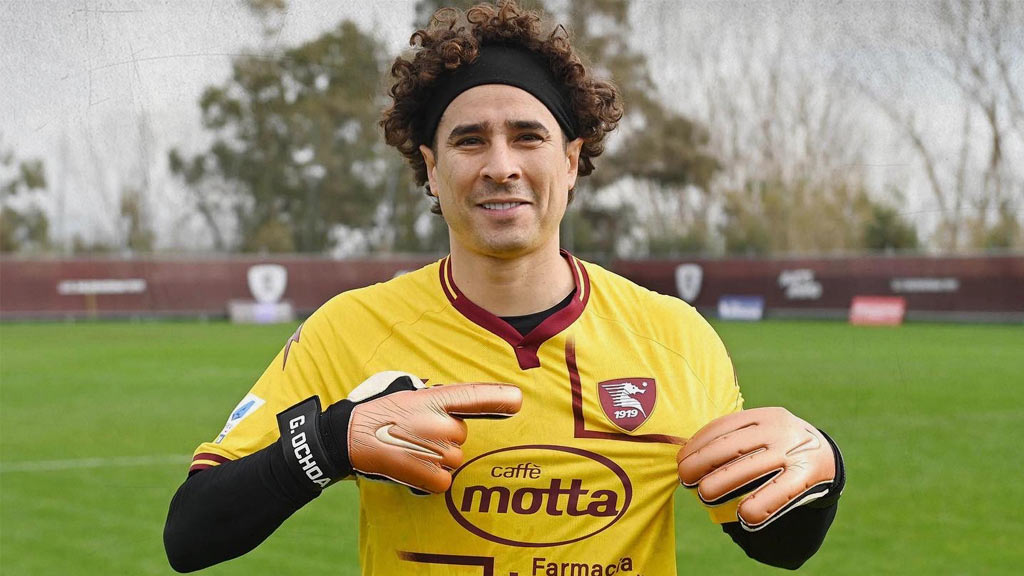 Guillermo Ochoa sacrificó millonaria suma de dinero para llegar a Salernitana