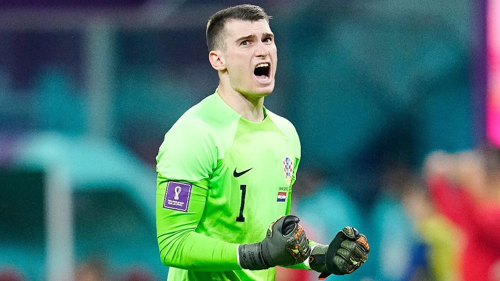 Quién es y cuánto vale Dominik Livakovic, la figura de Croacia en el Mundial de Qatar 2022