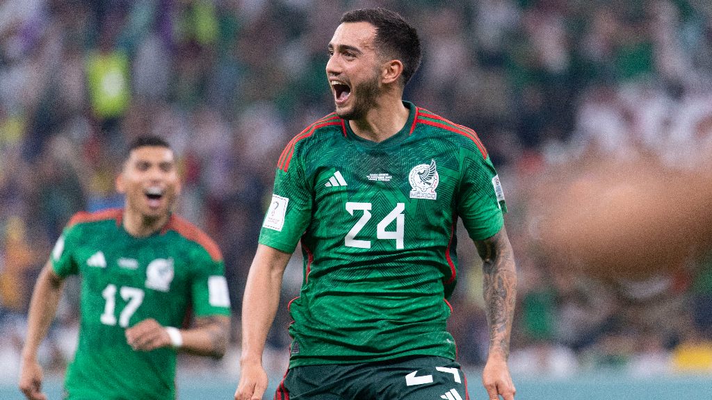 Ningún mexicano subió su valor tras el Mundial de Qatar 2022, excepto Luis Chávez