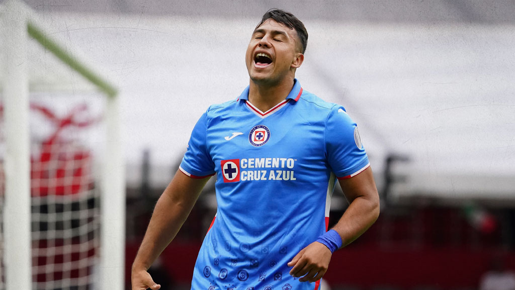 Iván Morales podría ganarse una última oportunidad con Cruz Azul 
